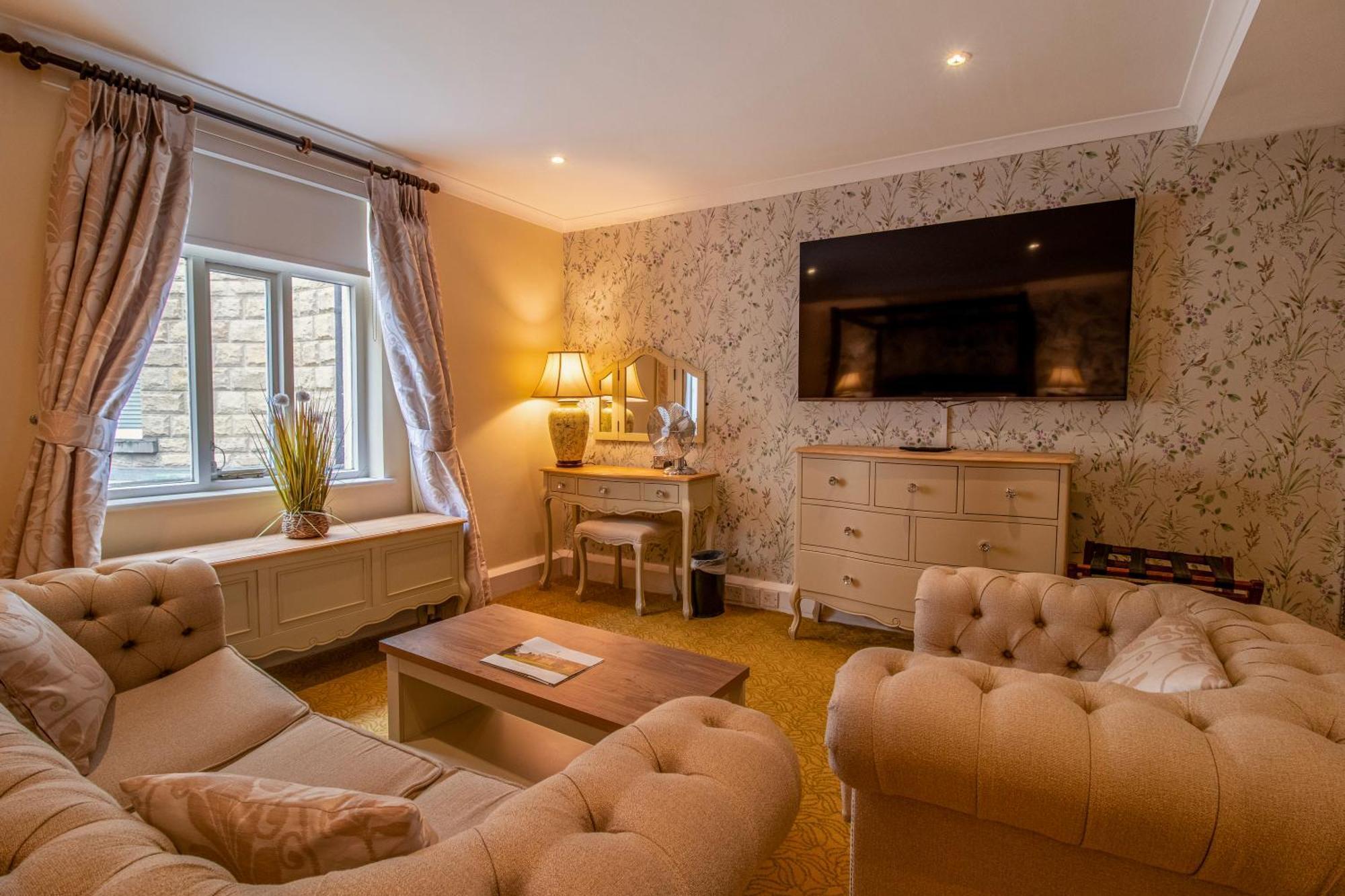 בראדפורד Hollins Hall Hotel, Golf & Country Club מראה חיצוני תמונה