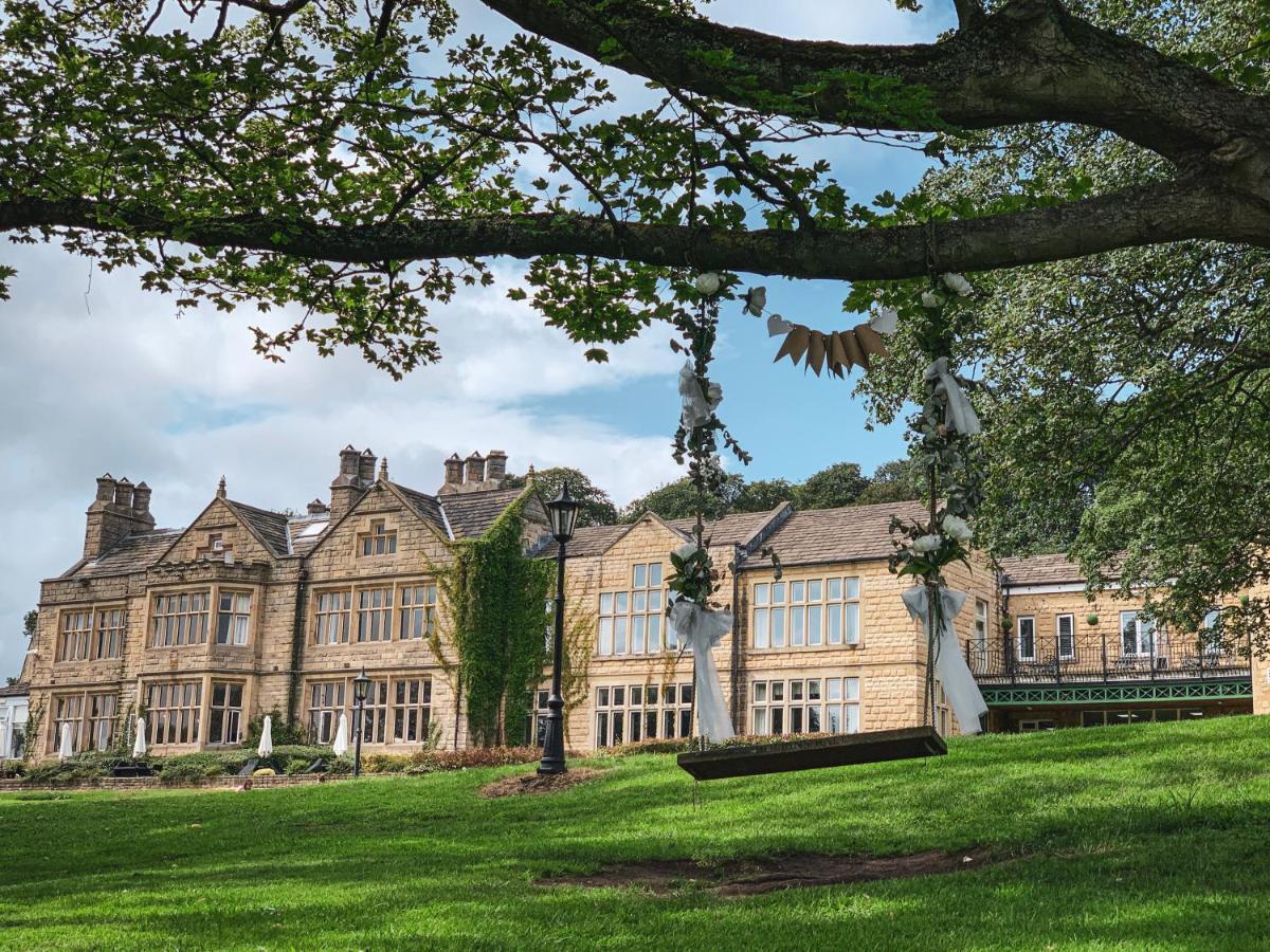 בראדפורד Hollins Hall Hotel, Golf & Country Club מראה חיצוני תמונה