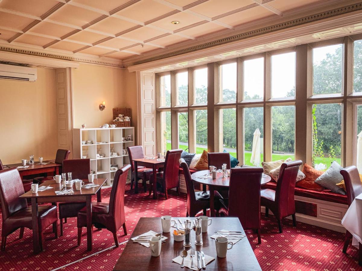 בראדפורד Hollins Hall Hotel, Golf & Country Club מראה חיצוני תמונה