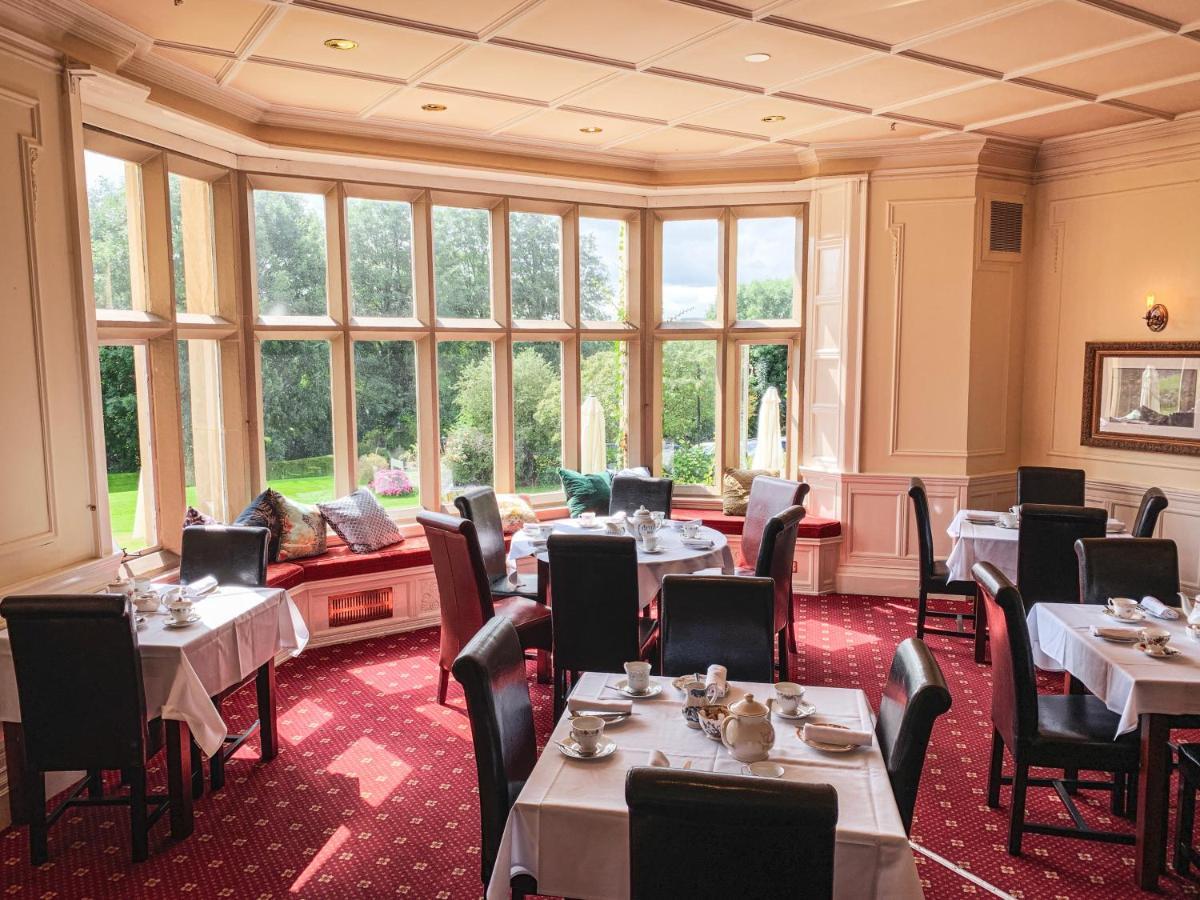 בראדפורד Hollins Hall Hotel, Golf & Country Club מראה חיצוני תמונה
